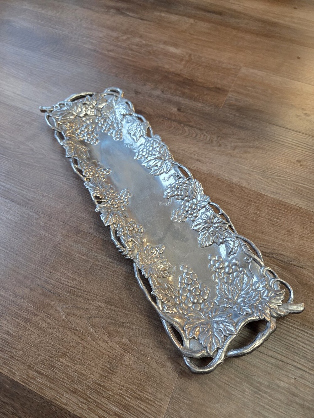 Vintage 1995 Arthur Court Grape Ornate Serving Tray Platter Large Grapevine